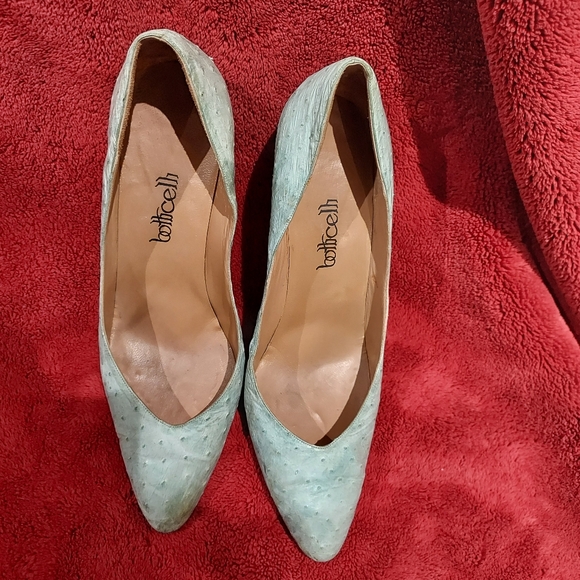 Botticelli Ostrich Shoes
